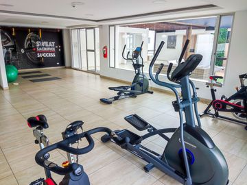 Departamento de venta por estrenar sector ponciano alto, tres habitaciones, edificio con los mejores amenities