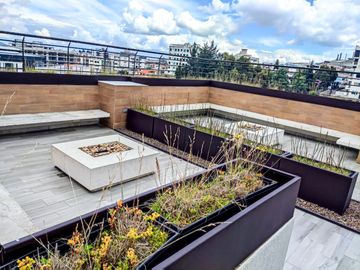 Departamento de venta por estrenar sector ponciano alto, tres habitaciones, edificio con los mejores amenities