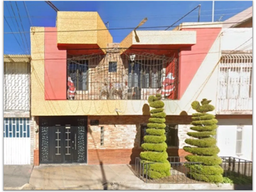 VENTA DE CASA EN CALLE IMPLORACION, COLONIA BENITO JUAREZ, NEZAHUALCOYOTL, EDO MEX.