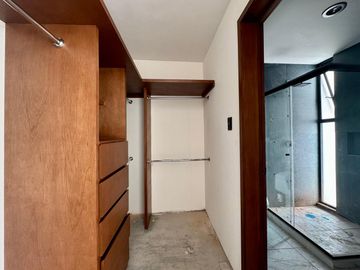 VENTA DE CASA EQUIPADA EN RINCONADA DE LOS ANDES CON ROOF