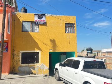 ¡CASA EN VENTA EN LA COLONIA HUENTITAN EL ALTO!