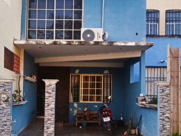 VENDO CASA EN EL FRACC. PALMA REAL