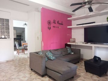VENDO CASA EN EL FRACC. PALMA REAL
