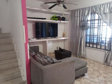 VENDO CASA EN EL FRACC. PALMA REAL