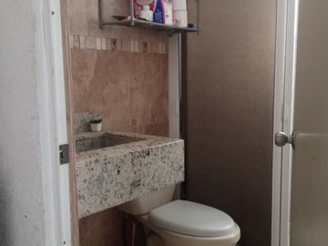 VENDO CASA EN EL FRACC. PALMA REAL