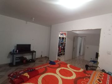 VENDO CASA EN EL FRACC. PALMA REAL