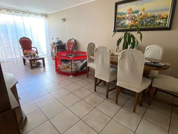 Condominio Las Palmas/ Clinica Indisa / 5 dormitorios / Arauco Maipú