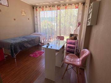 Condominio Las Palmas/ Clinica Indisa / 5 dormitorios / Arauco Maipú