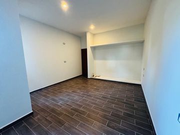 CASA NUEVA EN VENTA EN ESQUINA TRES RECAMARAS ZONA USBI XALAPA