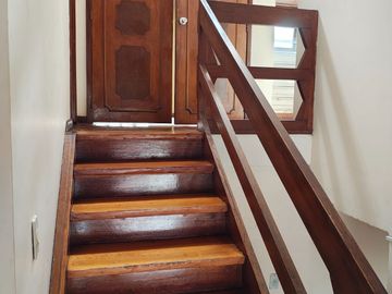 CASA EN VENTA EN LA FLORESTA