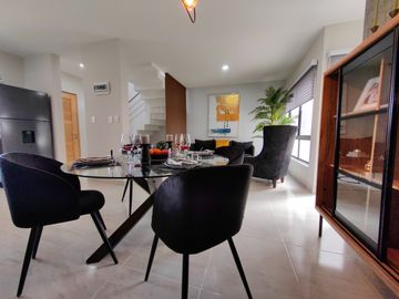 VENTA DE CASA LOMAS DE ANGELOPOLIS