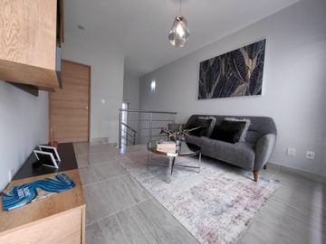 VENTA DE CASA LOMAS DE ANGELOPOLIS