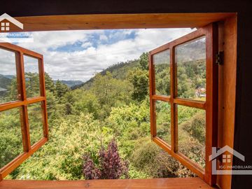 VENTA DE CASA  A UNOS PASOS DEL CENTRO DE MINERAL DEL CHICO