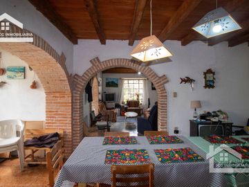 VENTA DE CASA  A UNOS PASOS DEL CENTRO DE MINERAL DEL CHICO