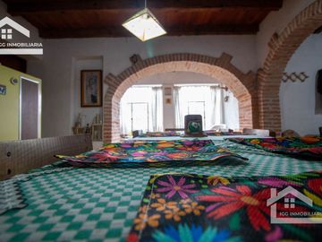 VENTA DE CASA  A UNOS PASOS DEL CENTRO DE MINERAL DEL CHICO