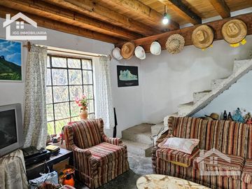 VENTA DE CASA  A UNOS PASOS DEL CENTRO DE MINERAL DEL CHICO