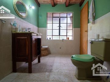 VENTA DE CASA  A UNOS PASOS DEL CENTRO DE MINERAL DEL CHICO