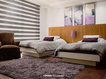 Hermosa Casa Clásica En Venta en Estrellas Del Sur| Recámara en Planta Baja| A 5min del Centro Comercial Angelópolis, Plaza el Triangulo y las Animas