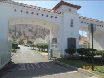 Se vende casa en condominio en San Bernardo