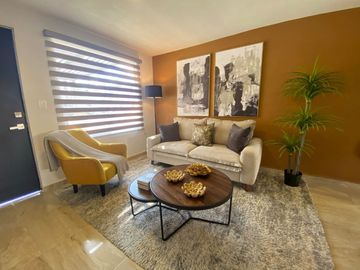 VENTA DE CASA LOMAS DE ANGELOPOLIS