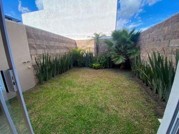 VENTA DE CASA LOMAS DE ANGELOPOLIS