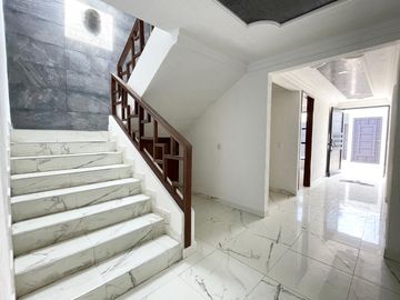 CASA EN VENTA (ejido) DENTRO DE PRIVADA EN CACALOMACAN A 5min DE PASEO COLON DE TOLUCA