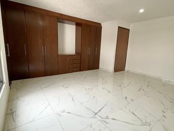CASA EN VENTA (ejido) DENTRO DE PRIVADA EN CACALOMACAN A 5min DE PASEO COLON DE TOLUCA