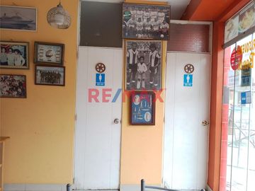 Se Vende Restaurante Y Hospedaje En Funcionamiento En Malabrigo (ALORA)