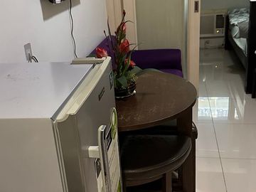 For Sale: 1-Bedroom Condo Unit in Sea Residences, SM Mall of Asia Complex, Pasay City