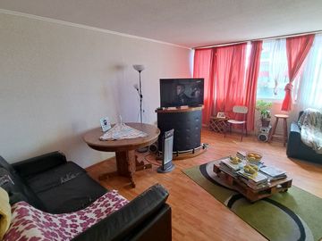 Vendo departamento soleado 3 dormitorios , 1 baño , Torres Quinta Claude