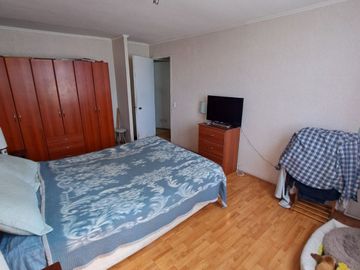 Vendo departamento soleado 3 dormitorios , 1 baño , Torres Quinta Claude
