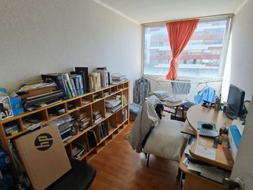 Vendo departamento soleado 3 dormitorios , 1 baño , Torres Quinta Claude