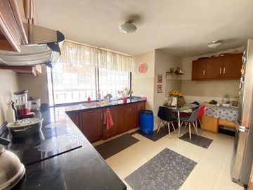 DEPARTAMENTO DUPLEX EN VENTA SECTOR PARQUE INGLES