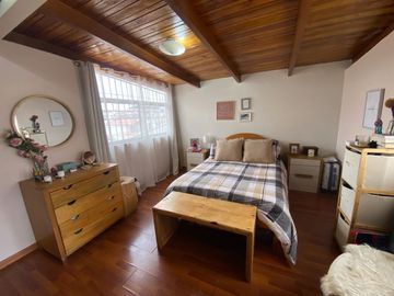 DEPARTAMENTO DUPLEX EN VENTA SECTOR PARQUE INGLES