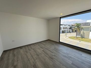 VENTA DE CASA LOMAS DE ANGELOPOLIS