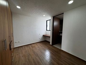 CASA EN VENTA LOMAS DE ANGELOPOLIS PARQUE ZACATECAS