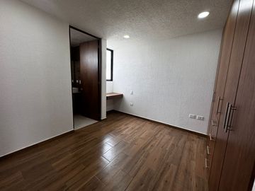 CASA EN VENTA LOMAS DE ANGELOPOLIS PARQUE ZACATECAS