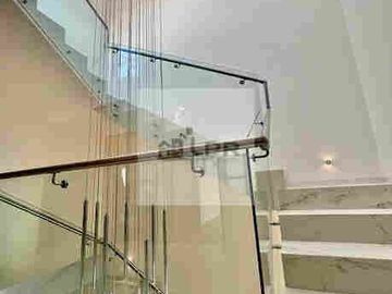 VENTA DE CASA CERCA DEL PARQUE BICENTENARIO, AMENIDADES, EXCLUSIVIDAD
