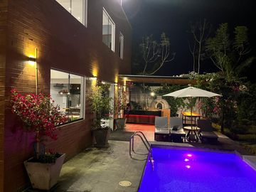 GRAN OPORTUNIDAD-CASA DE CAMPO EN ASIA