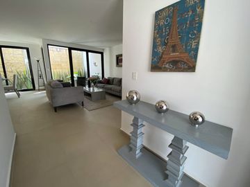 CASA EN VENTA ATRAS DE PLAZA SAN DIEGO
