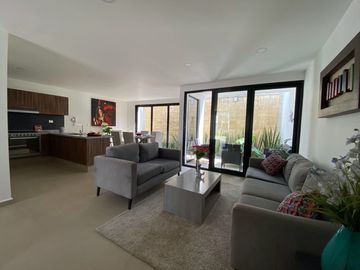 CASA EN VENTA ATRAS DE PLAZA SAN DIEGO