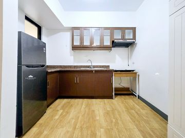2 Bedroom Condo for Sale in Taguig at Royal Palm Residence, Acacia Estate