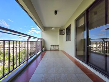 Royal Palm Residences, 2BR Condo for Sale in Acacia Estate, Taguig City