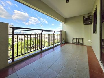 Royal Palm Residences, 2BR Condo for Sale in Acacia Estate, Taguig City
