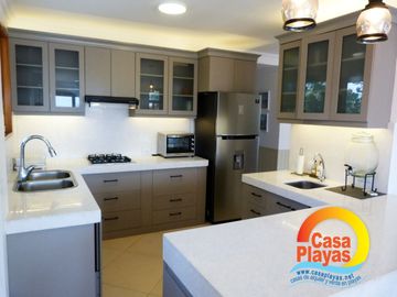Venta Casa de Lujo Frente Al Mar, Vía a Data Posorja Km 9