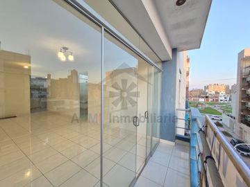 VENTA DE DEPARTAMENTO CON ASCENSOR EN URB. VILLA DEL NORTE DE CHICLAYO