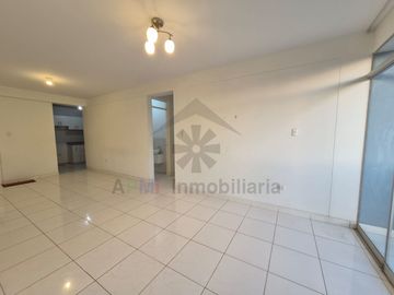 VENTA DE DEPARTAMENTO CON ASCENSOR EN URB. VILLA DEL NORTE DE CHICLAYO