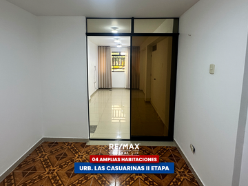 Casa Frente A Parque - Urb Casuarinas (Ica Cercado)