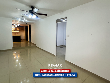 Casa Frente A Parque - Urb Casuarinas (Ica Cercado)