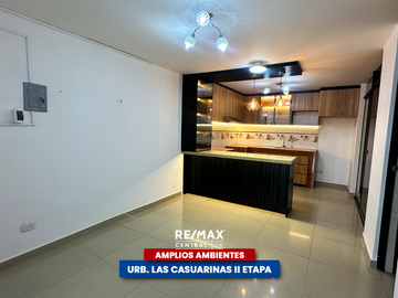 Casa Frente A Parque - Urb Casuarinas (Ica Cercado)